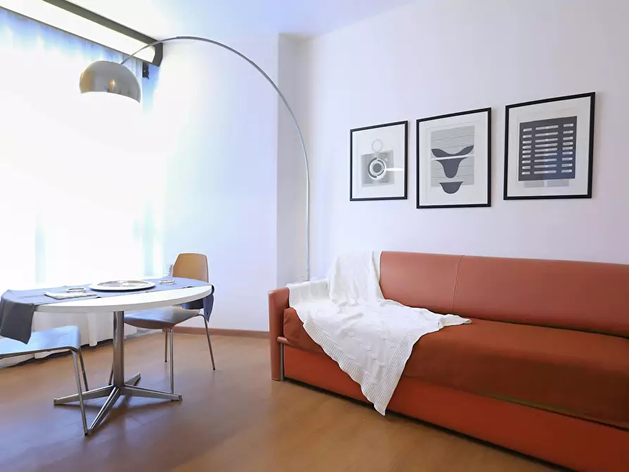 Immagine 3 di Appartamento in affitto  in Via Ippolito Nievo a Milano