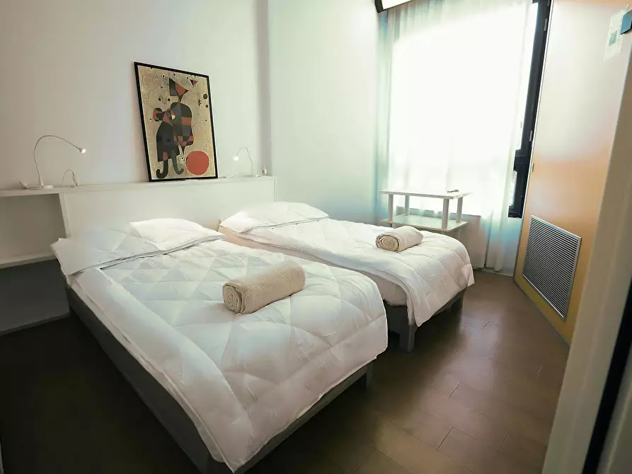 Immagine 5 di Appartamento in affitto  in Via Ippolito Nievo a Milano