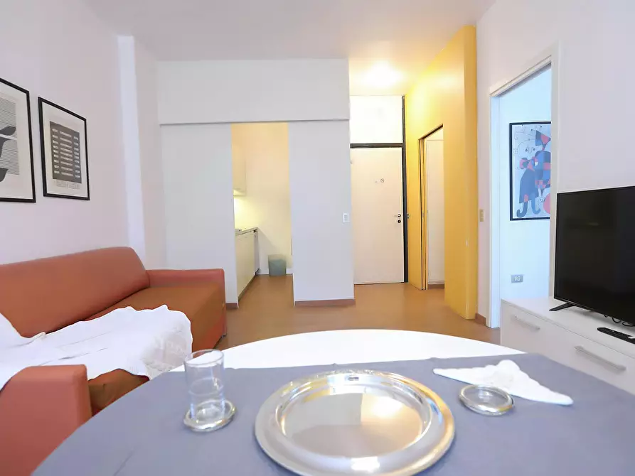 Immagine 7 di Appartamento in affitto  in Via Ippolito Nievo a Milano