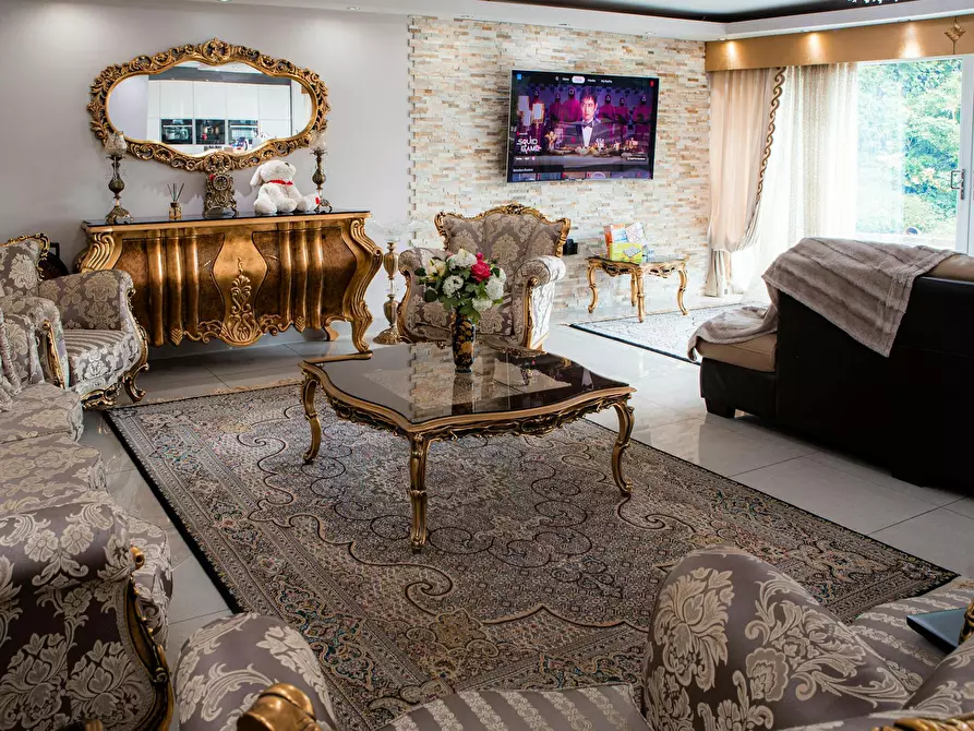 Immagine 1 di Casa indipendente in affitto  in Saint Austell Road a 