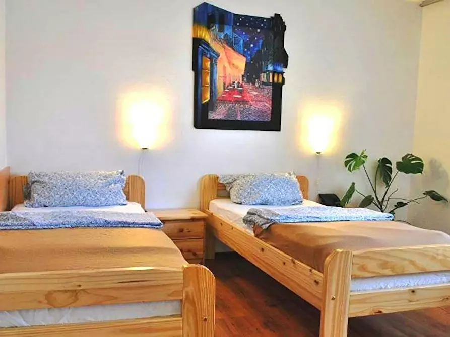 Immagine 1 di Appartamento in affitto  in Mindener Straße a Düsseldorf