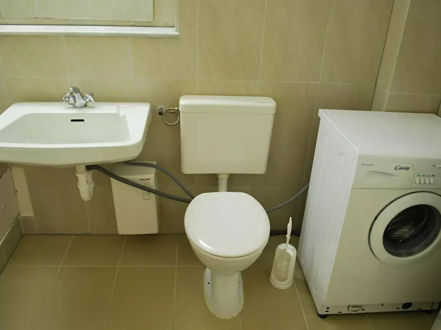 Immagine 5 di Appartamento in affitto  in Mindener Straße a Düsseldorf