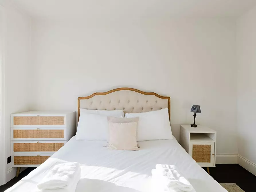 Immagine 9 di Appartamento in affitto  in Clifton Gardens a Paddington