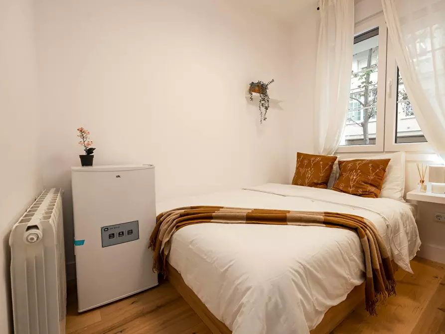 Immagine 2 di Camera in affitto  in Calle del Jardín de San Federico a Madrid