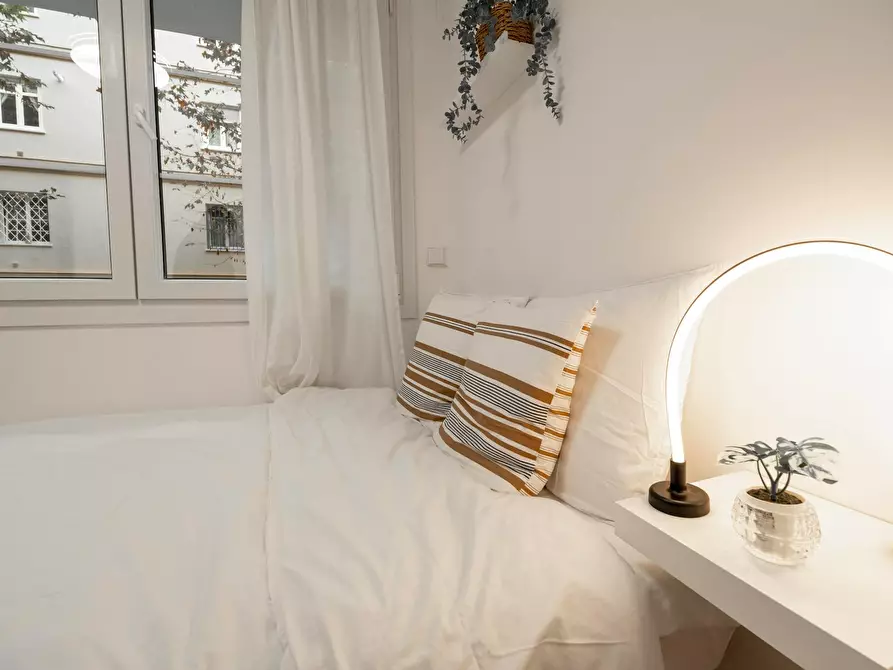 Immagine 2 di Camera in affitto  in Calle del Jardín de San Federico a Madrid