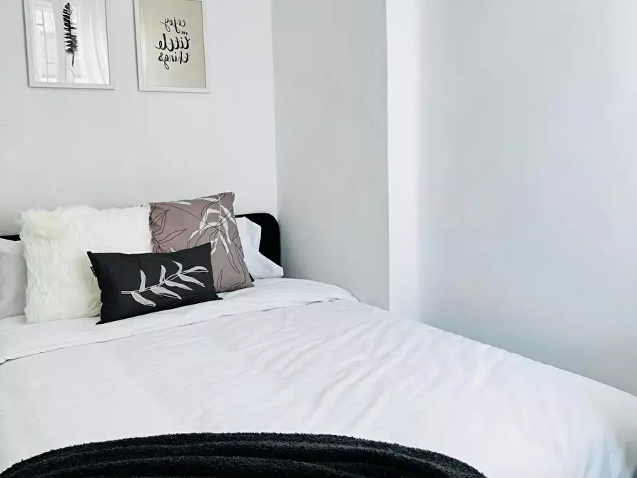 Immagine 3 di Camera in affitto  in Calle de Santa Engracia a Madrid