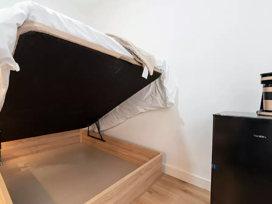 Immagine 6 di Camera in affitto  in Calle de Santa Engracia a Madrid