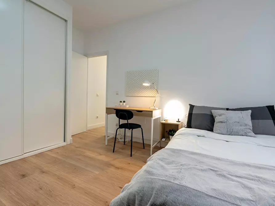 Immagine 3 di Camera in affitto  in Calle de Santa Engracia a Madrid