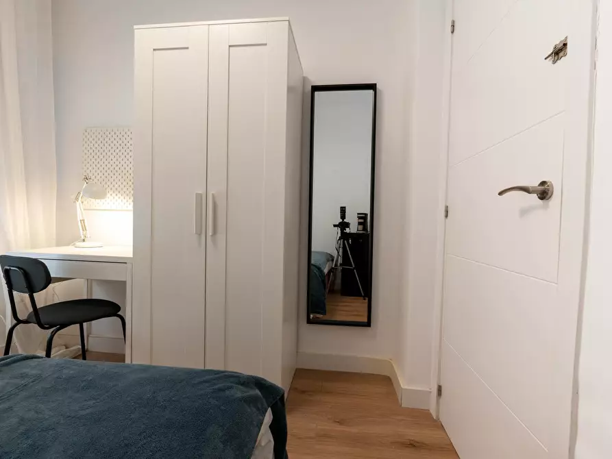 Immagine 5 di Camera in affitto  in Calle de Santa Engracia a Madrid