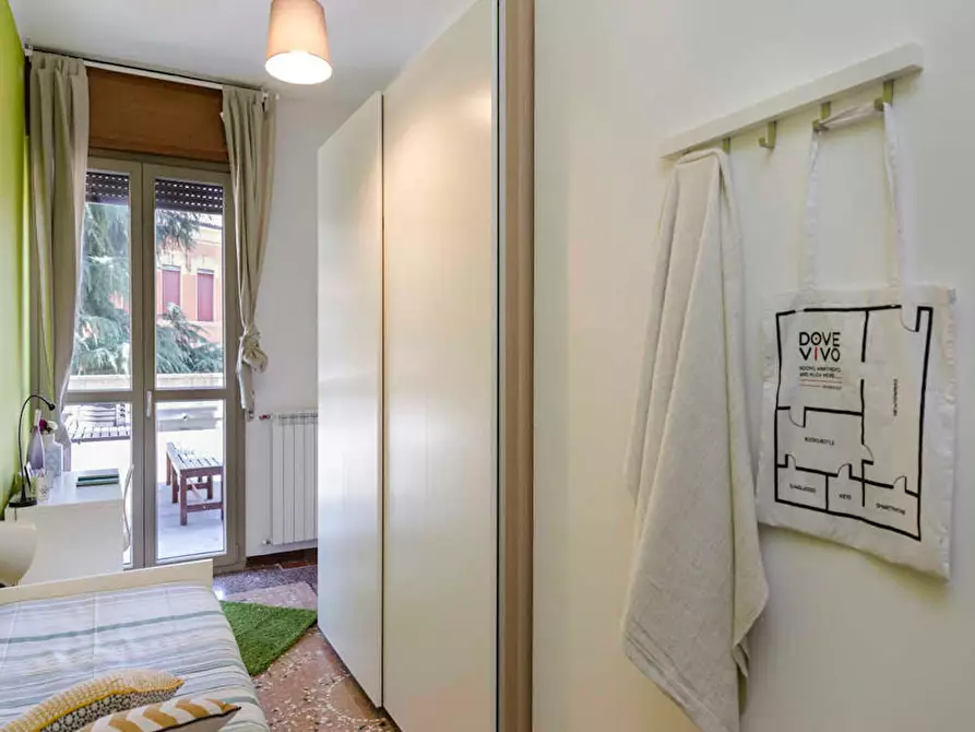 Immagine 4 di Camera in affitto  in Viale Giovanni Vicini a Bologna