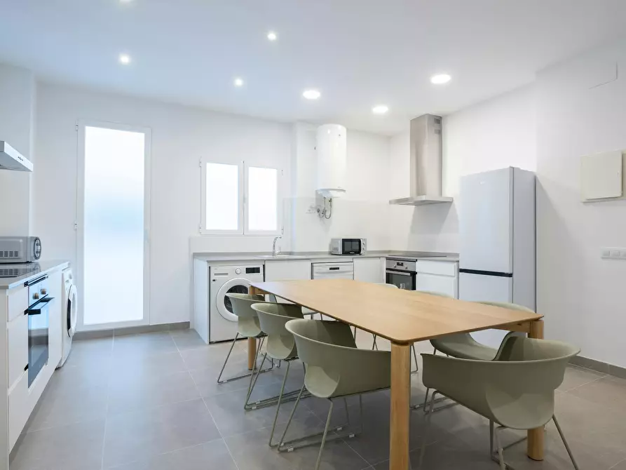 Immagine 5 di Camera in affitto  in Carrer de Guillem de Castro a Valencia