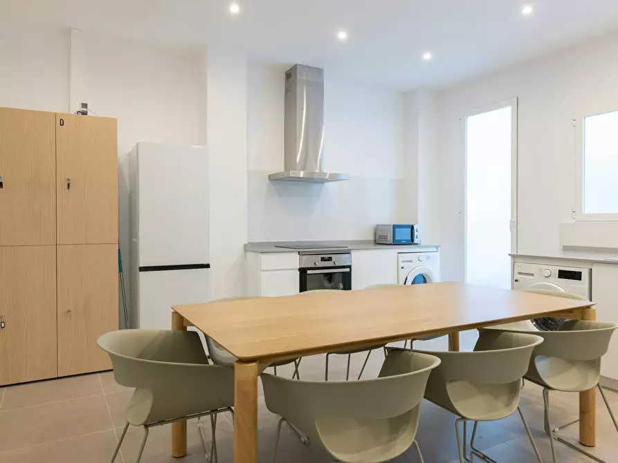 Immagine 8 di Camera in affitto  in Carrer de Guillem de Castro a Valencia