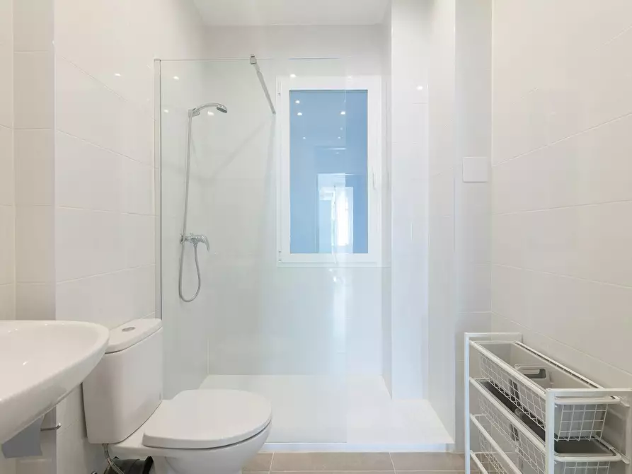 Immagine 3 di Camera in affitto  in Carrer de Guillem de Castro a Valencia