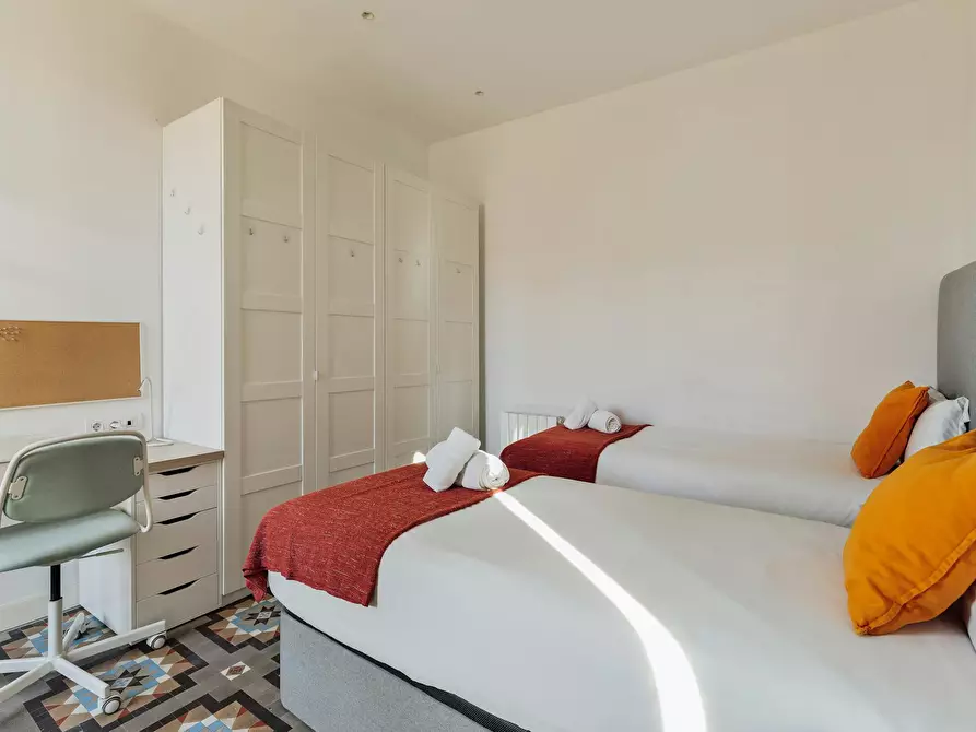 Immagine 5 di Camera in affitto  in Carrer de Balmes a Barcelona