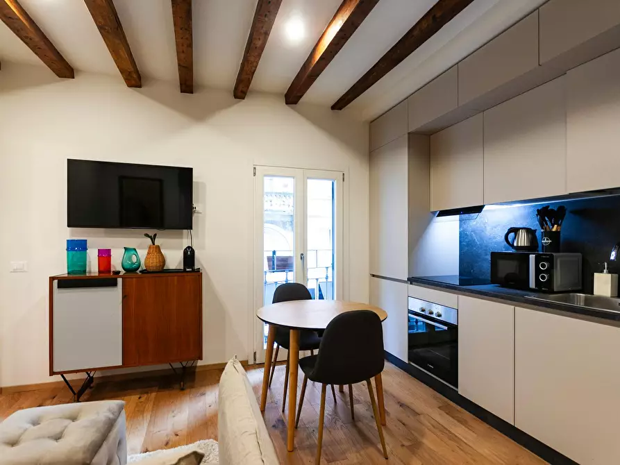 Immagine 5 di Appartamento in affitto  in Via Bezzecca a Milano