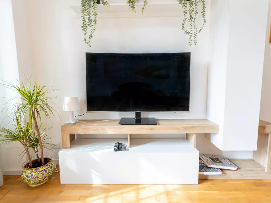 Immagine 10 di Appartamento in affitto  in Via Giuseppe Veronese a Roma