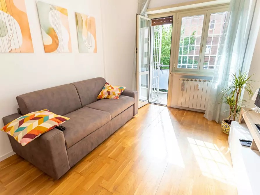 Immagine 2 di Appartamento in affitto  in Via Giuseppe Veronese a Roma