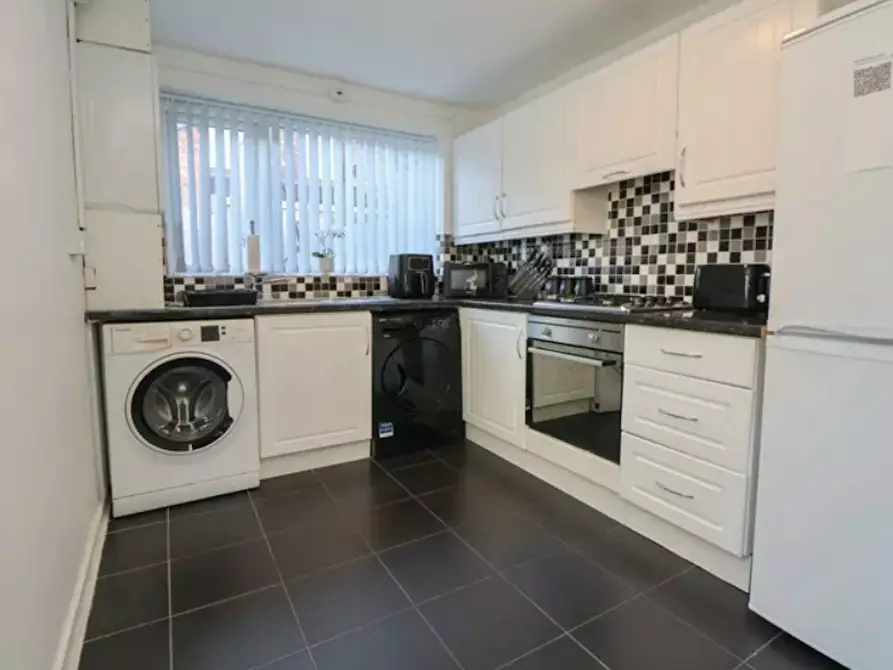 Immagine 8 di Casa indipendente in affitto  in Empress Road a 