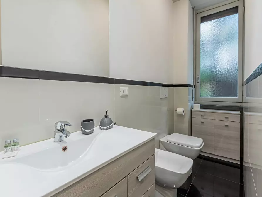 Immagine 9 di Appartamento in affitto  in Via Cristoforo Colombo a Torino