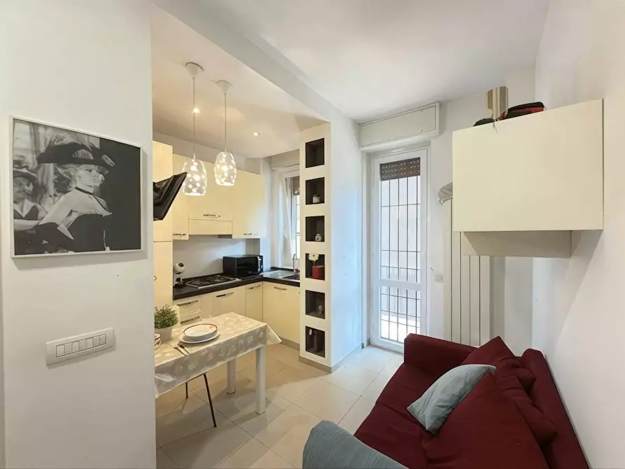 Immagine 1 di Appartamento in affitto  in Via Gamboloita a Milano