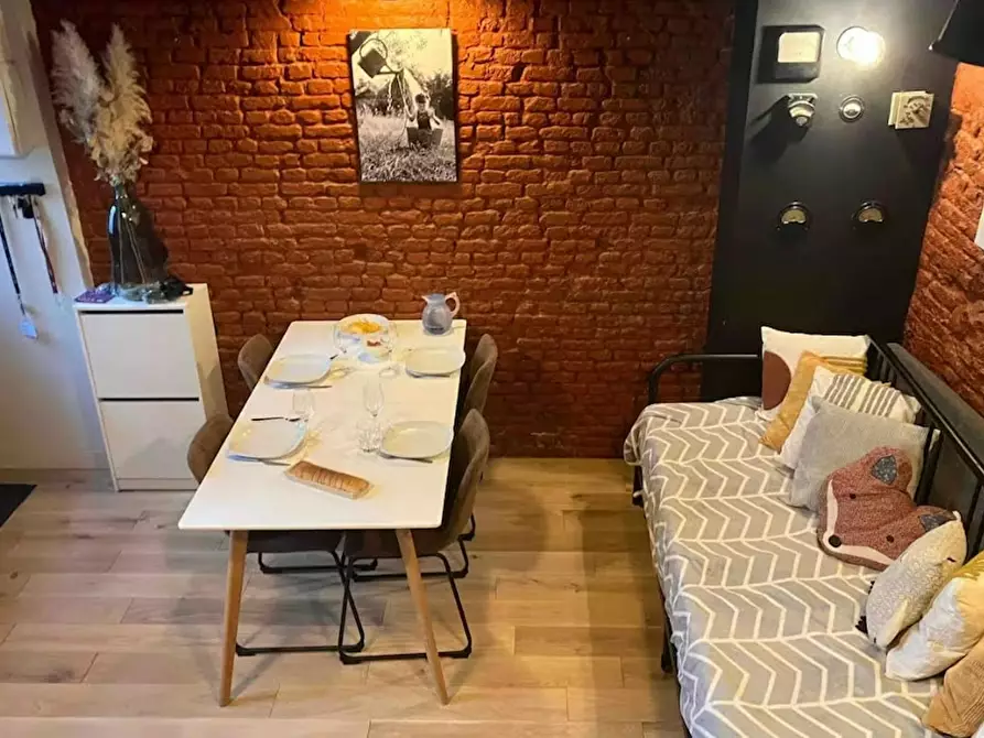 Immagine 1 di Appartamento in affitto  in Rue de Jemmapes a Lille