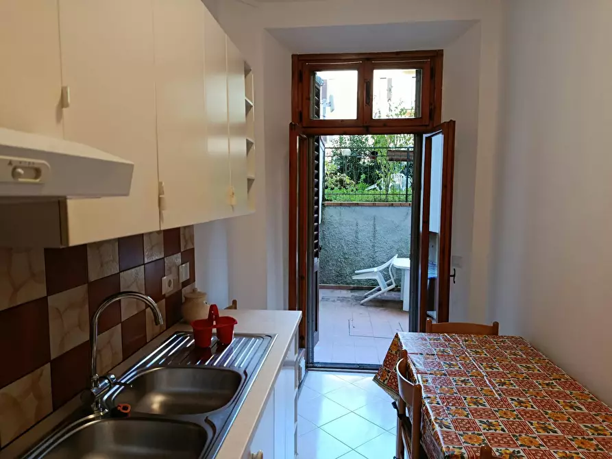 Immagine 8 di Camera in affitto  in Via Castelfidardo a Firenze