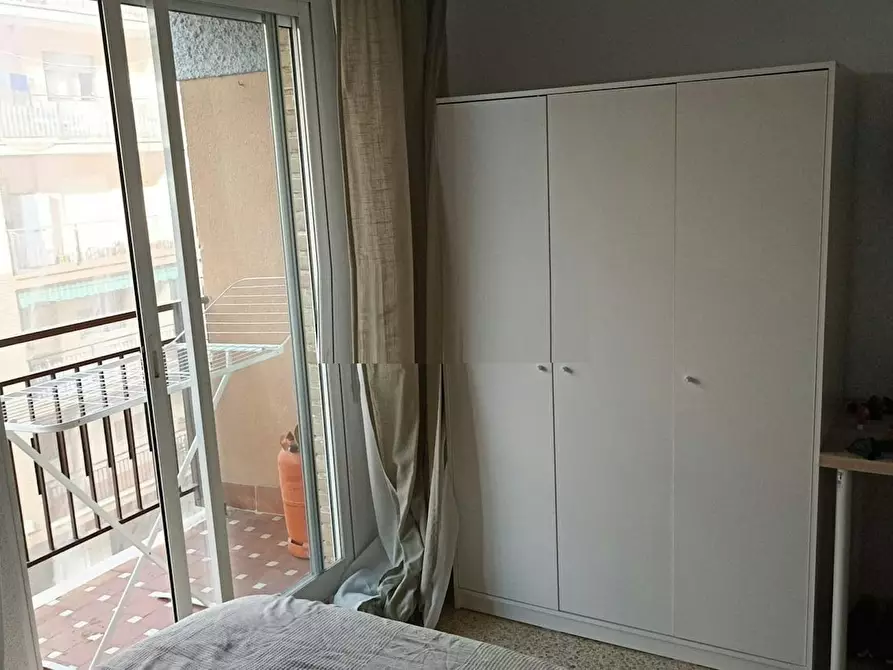Immagine 4 di Camera in affitto  in Carrer de Pere Cabanes a Valencia