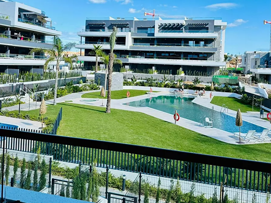 Immagine 1 di Appartamento in affitto  in Avenida Reverendo Francisco Sarrio Paya a Torrevieja