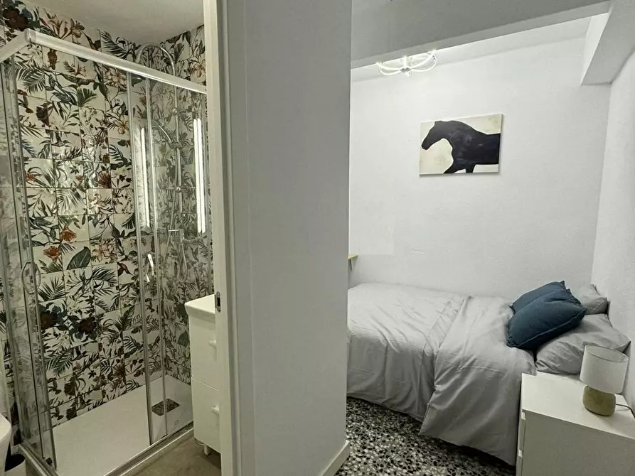 Immagine 6 di Camera in affitto  in Carrer de Ramón y Cajal a Xirivella