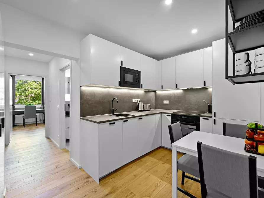 Immagine 8 di Camera in affitto  in Riesenburgstraße a München