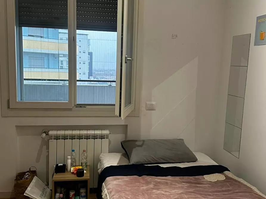 Immagine 3 di Camera in affitto  in Viale Piero e Alberto Pirelli a Milano