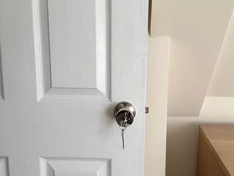 Immagine 5 di Camera in affitto  in Cherington Road a Ealing