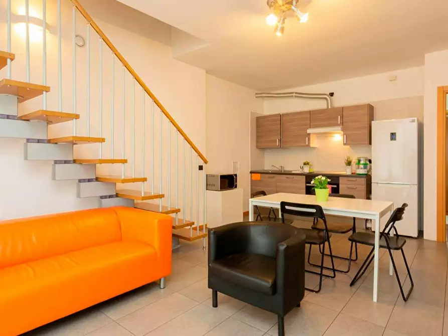 Immagine 5 di Camera condivisa in affitto  in Viale dell'Innovazione a Milano