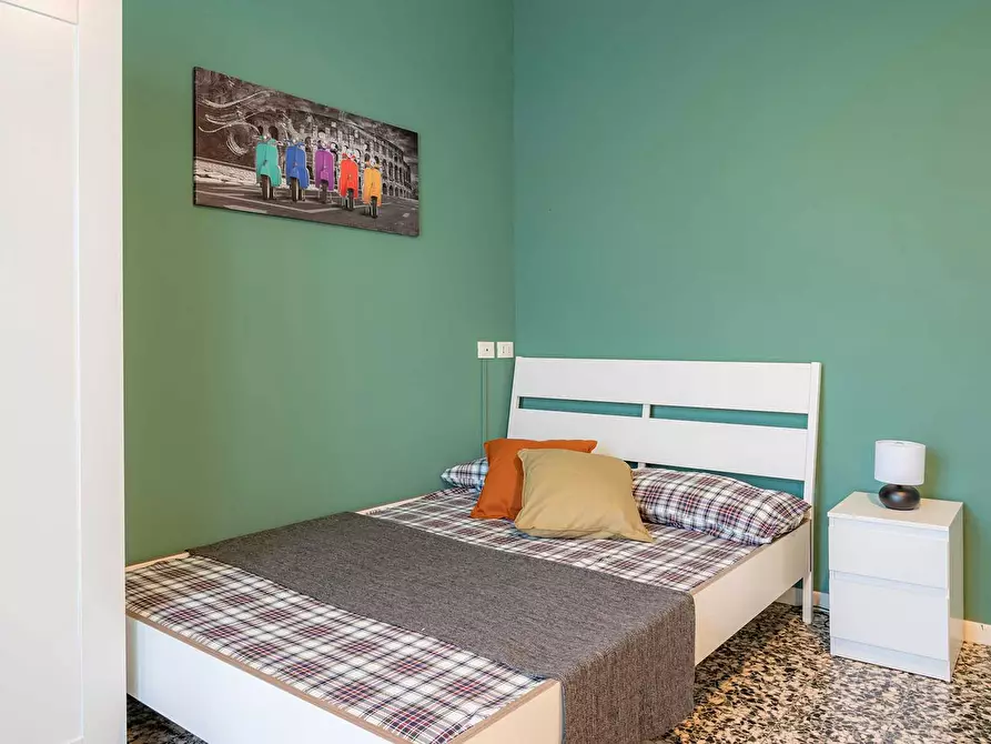 Immagine 2 di Camera in affitto  in Viale Sarca a Milano