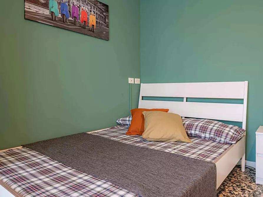 Immagine 5 di Camera in affitto  in Viale Sarca a Milano