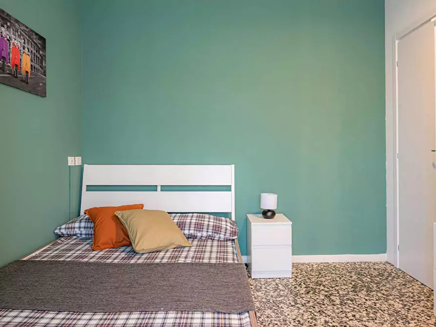 Immagine 3 di Camera in affitto  in Viale Sarca a Milano