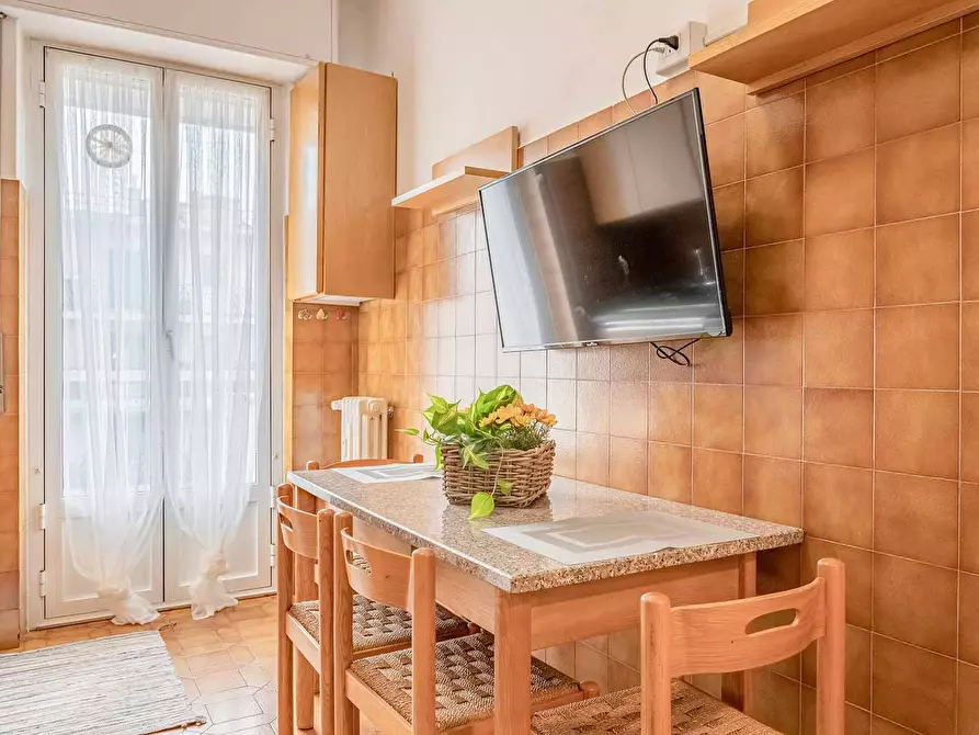 Immagine 10 di Camera in affitto  in Via Privata Angera a Milano