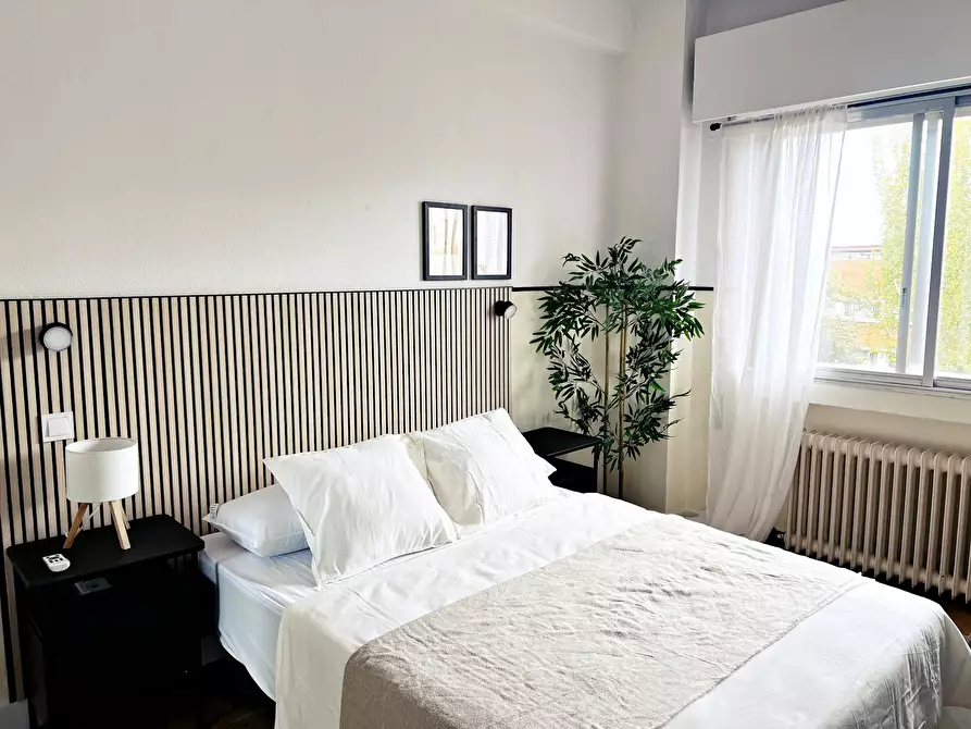 Immagine 10 di Appartamento in affitto  in Avenida de Valladolid a Madrid