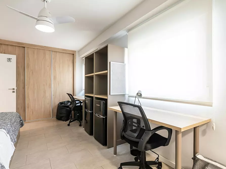 Immagine 4 di Camera in affitto  in Carrer de Sant Donís a Valencia