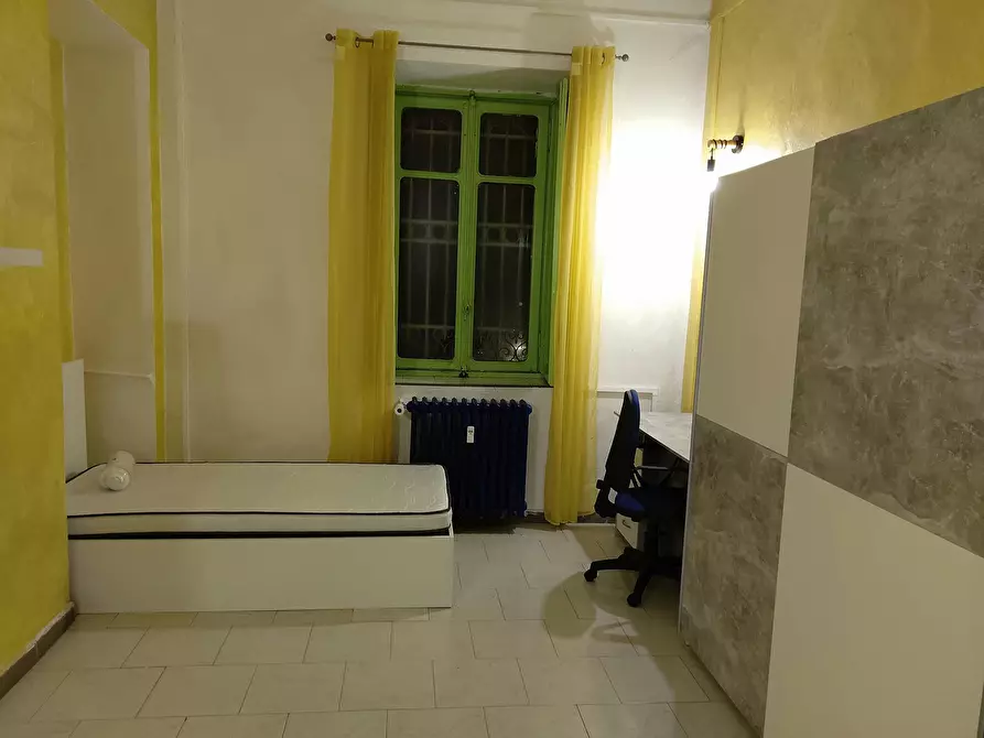 Immagine 9 di Camera condivisa in affitto  in Via Monte Rosa a Torino
