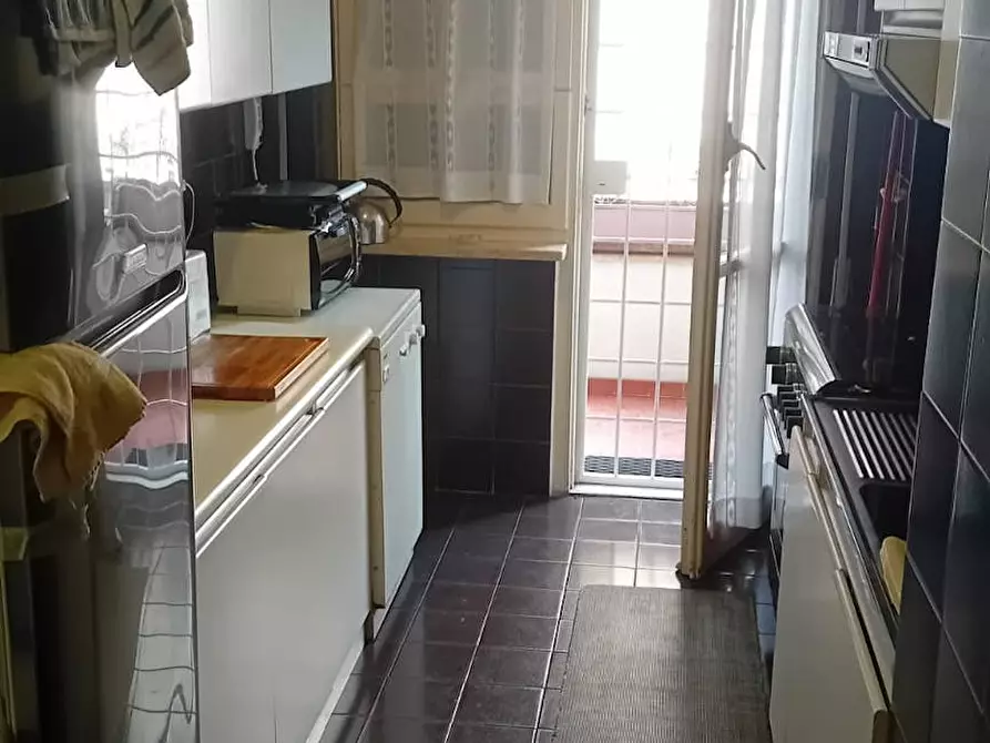 Immagine 10 di Camera in affitto  in Via Alfredo Serranti a Roma