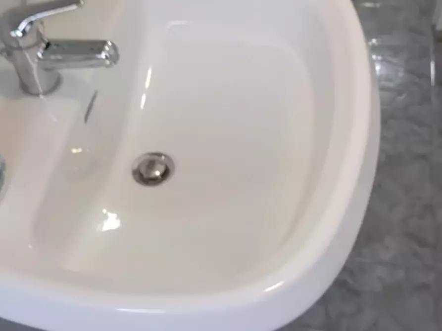 Immagine 7 di Camera in affitto  in Via Alfredo Serranti a Roma