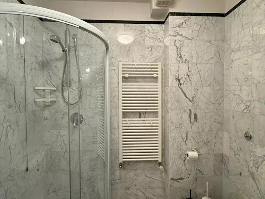 Immagine 9 di Camera in affitto  in Via Scipione Ammirato a Firenze