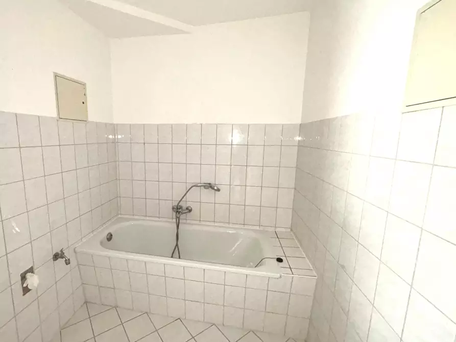 Immagine 10 di Appartamento in affitto  in Breiter Weg a Magdeburg