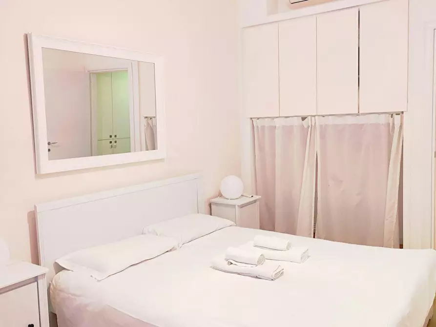 Immagine 5 di Appartamento in affitto  in Via Olmetto a Milano