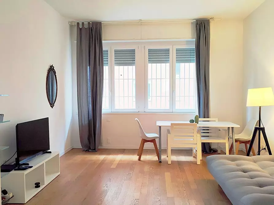 Immagine 7 di Appartamento in affitto  in Via Olmetto a Milano