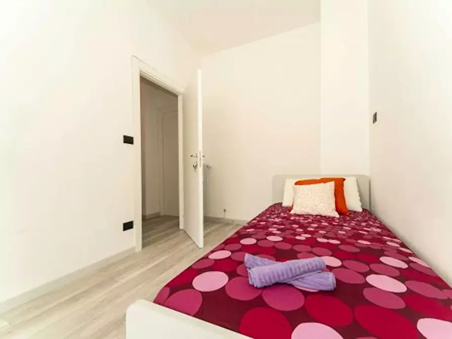 Immagine 2 di Camera in affitto  in Via Genova a Torino