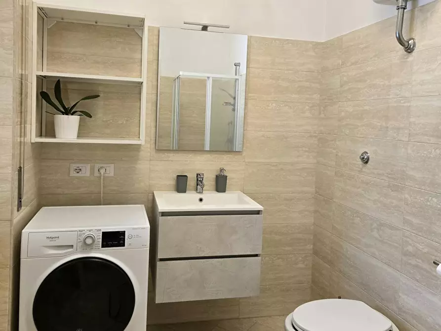 Immagine 3 di Camera in affitto  in Via Baucina a Roma