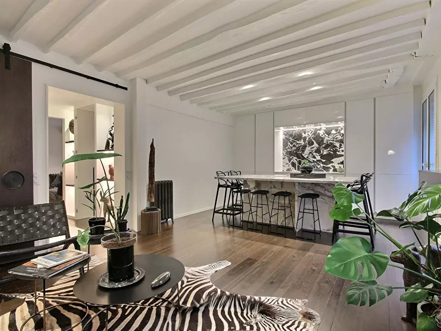 Immagine 9 di Appartamento in affitto  in Rue de Parme a Paris