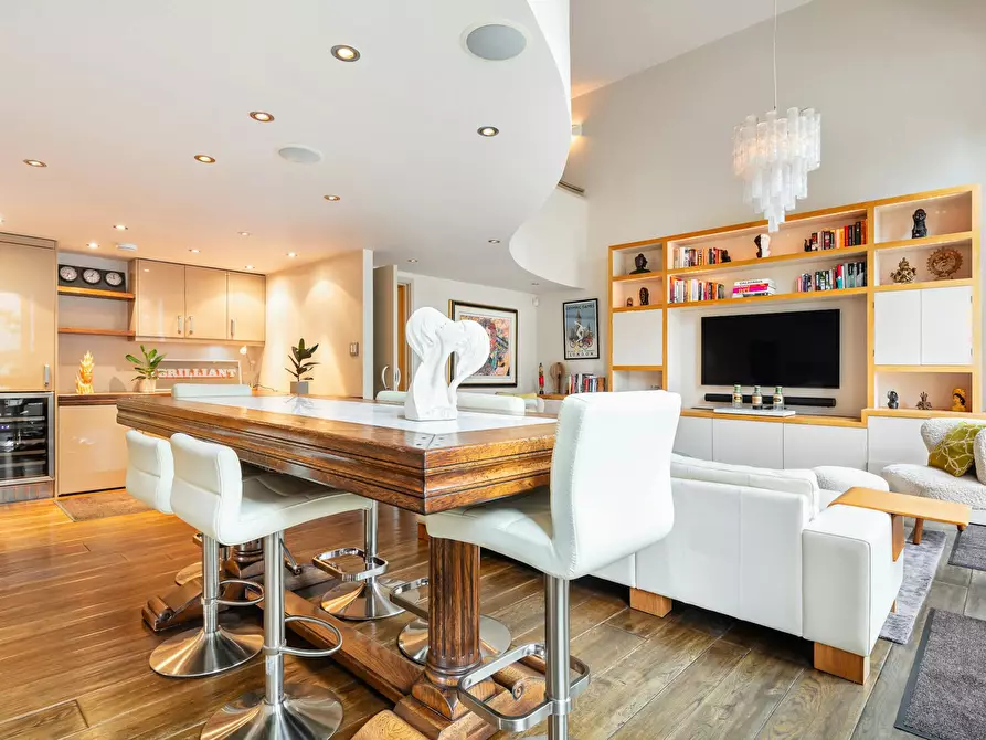 Immagine 6 di Appartamento in affitto  in Earls Court Square a Kensington